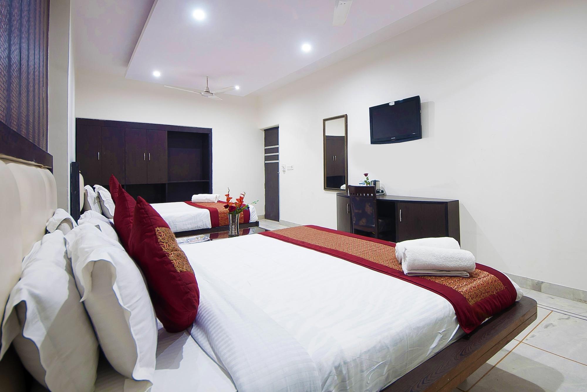 Hotel Apra Inn Új-Delhi Kültér fotó