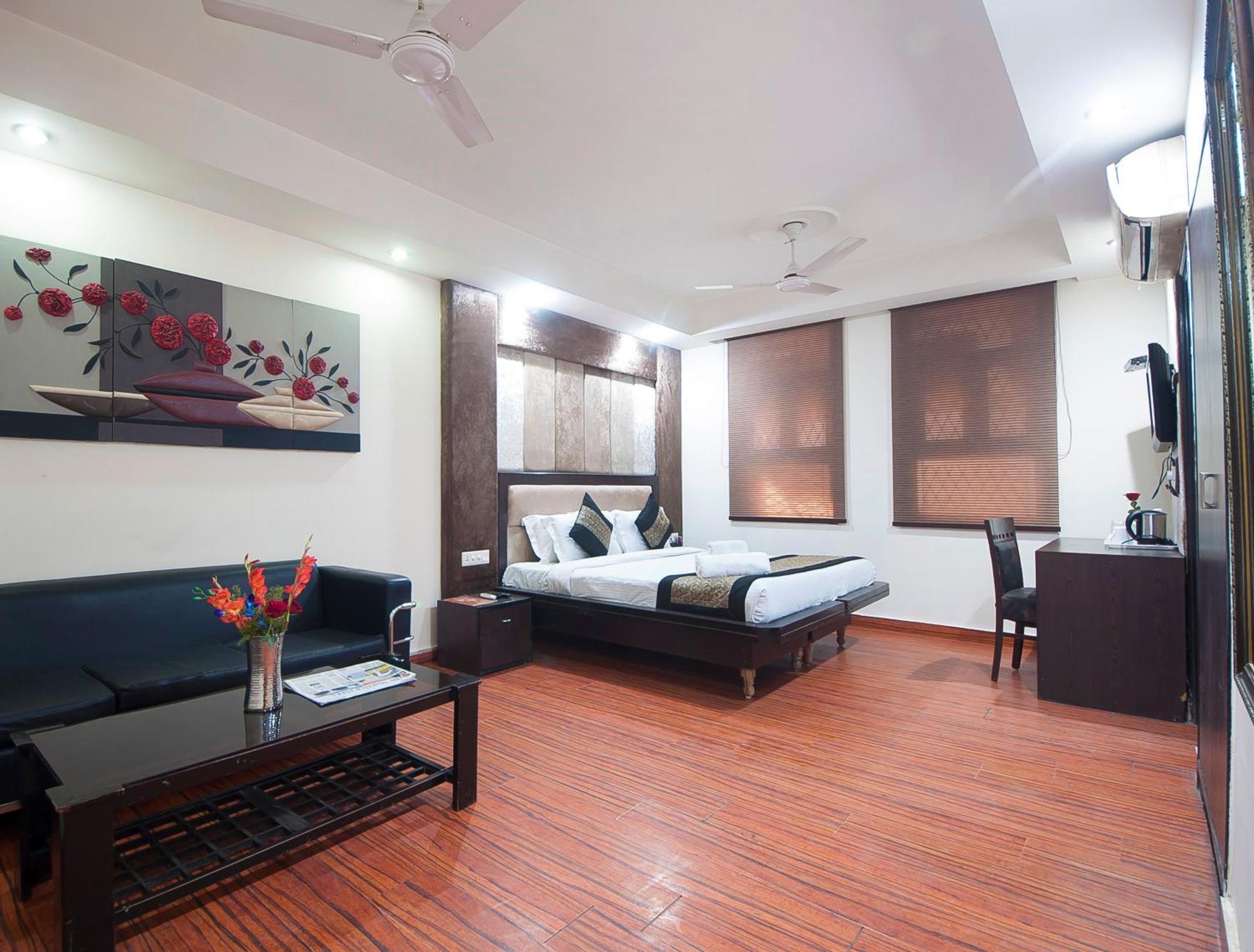 Hotel Apra Inn Új-Delhi Kültér fotó