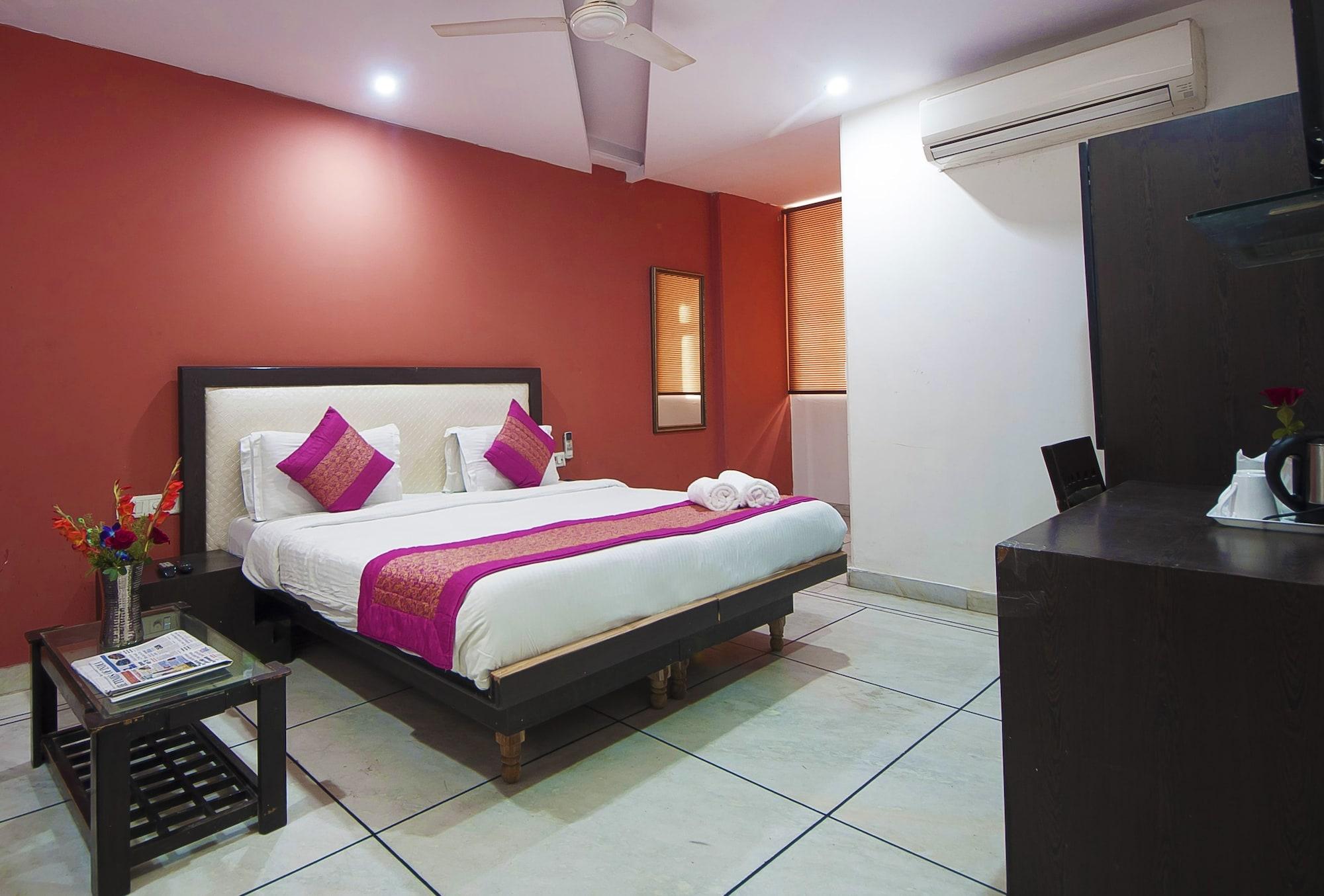 Hotel Apra Inn Új-Delhi Kültér fotó