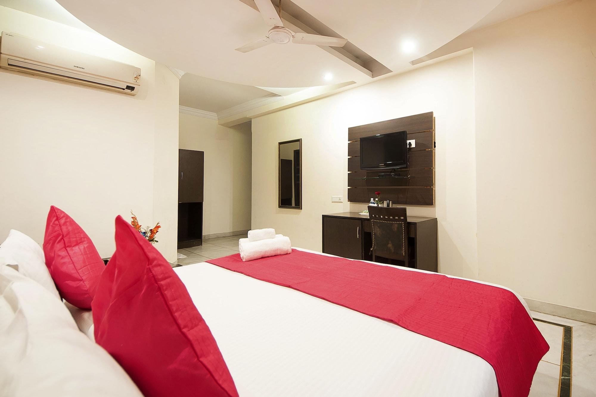 Hotel Apra Inn Új-Delhi Kültér fotó