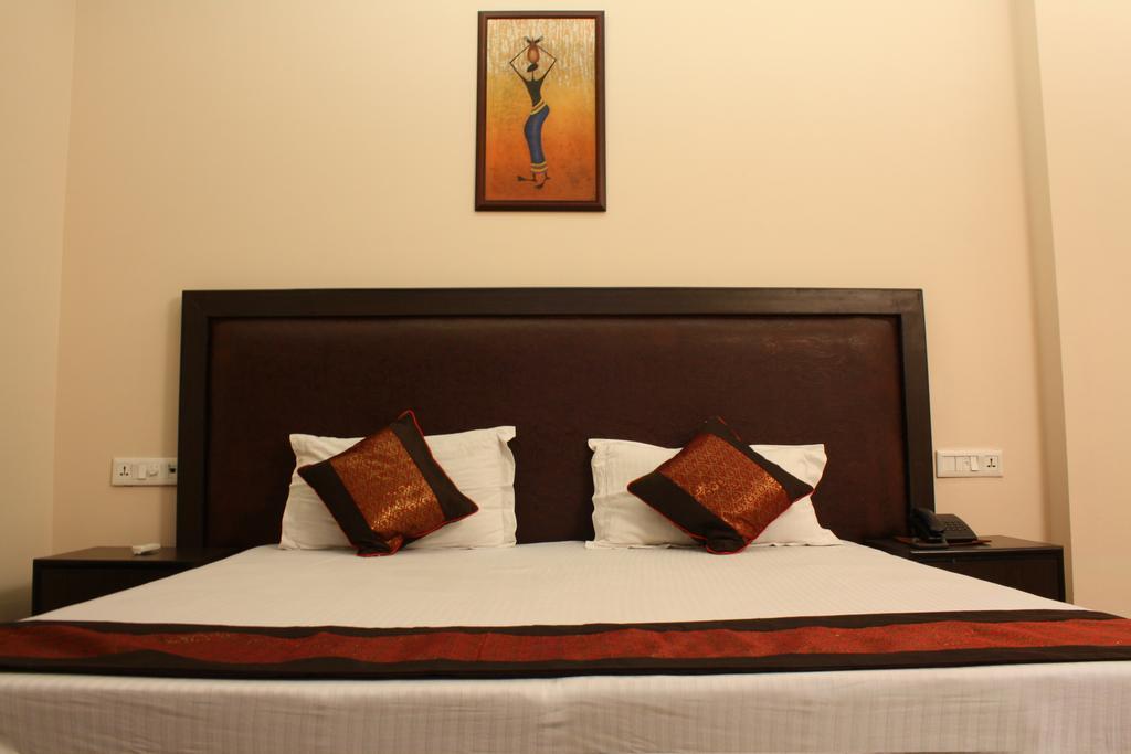 Hotel Apra Inn Új-Delhi Szoba fotó