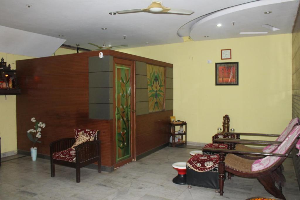 Hotel Apra Inn Új-Delhi Szoba fotó