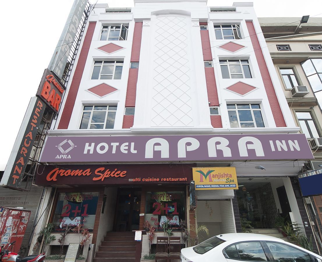 Hotel Apra Inn Új-Delhi Kültér fotó